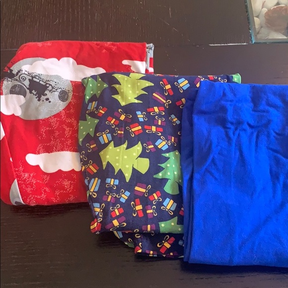 Lularoe Christmas leggings bundle - Picture 1 of 5